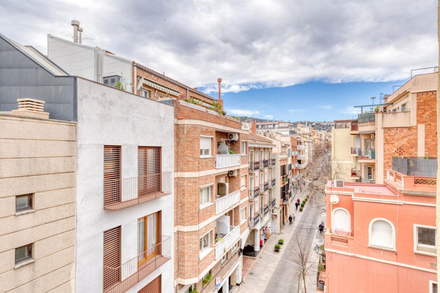 Blueground Sarria Balcony Bcn-74 Apartment